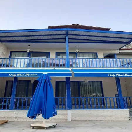 דירה Only Blue Mansion 3 *